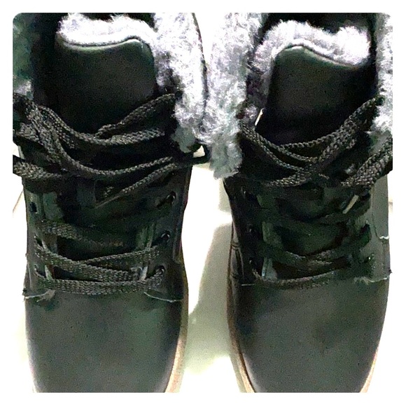 Men’s Winter Comfortable boots - Picture 1 of 3